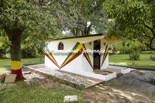 Jamaica_Peter Tosh Mausoleum-101.jpg